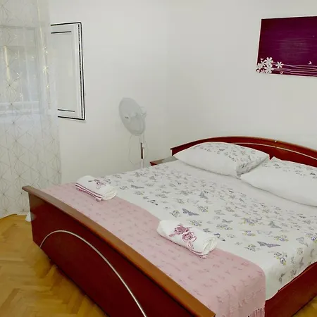 Family Friendly House With A Swimming Pool Kostanje, Omis - 14176 Дом отдыха Kostanje