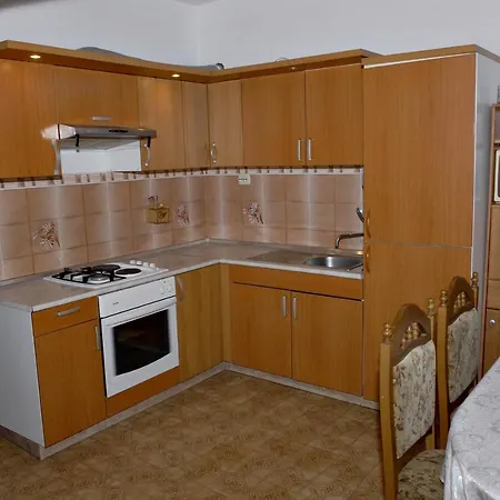Дом отдыха Family Friendly House With A Swimming Pool Kostanje, Omis - 14176 Kostanje